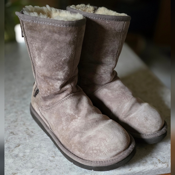 UGG Shoes - UGG Women's Ankle Boots in Taupe